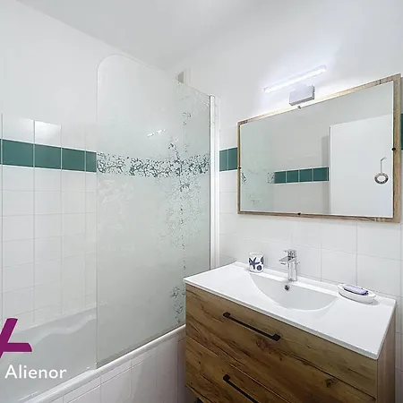 Pratique Proche Ocean - 4 Pers. - Fr-1-857-71